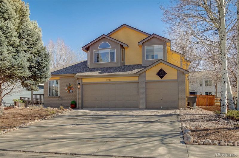 2232 Creekside Dr, Longmont, CO 80504
