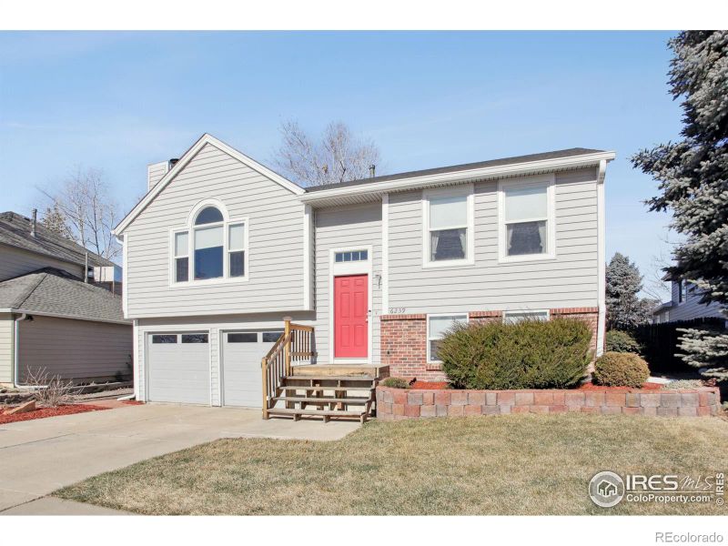 6239 Zinnia St, Arvada, CO 80004