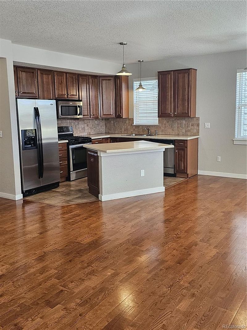 10333 E 26th Ave, Denver, CO 80238