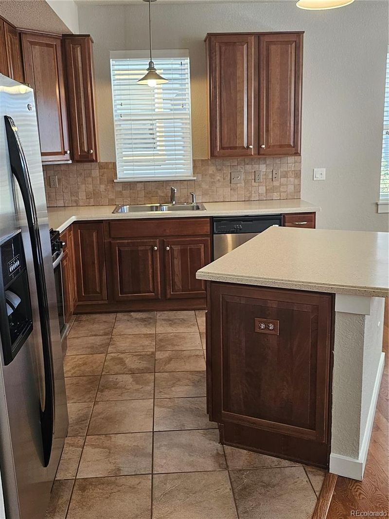 10333 E 26th Ave, Denver, CO 80238