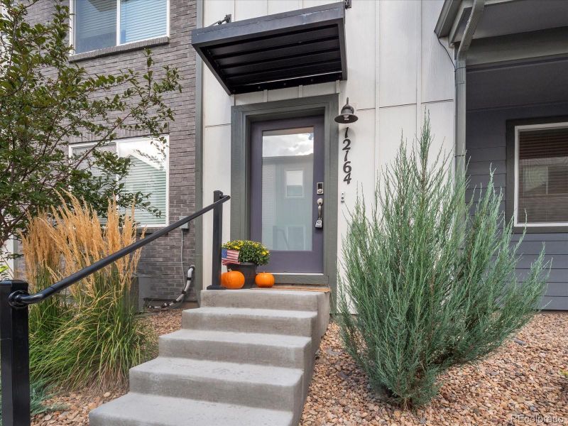 12164 W 57th Ln, Arvada, CO 80002
