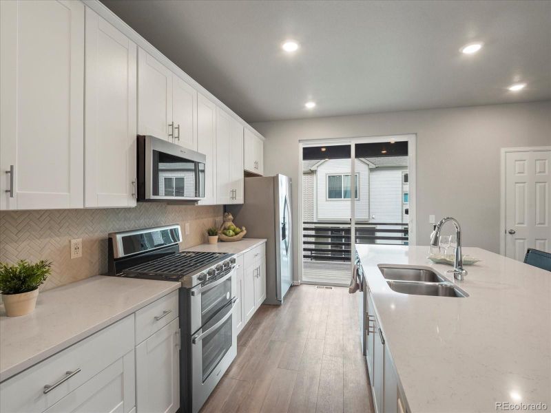 12164 W 57th Ln, Arvada, CO 80002