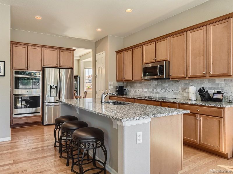 698 E Dry Creek Cir, Littleton, CO 80122