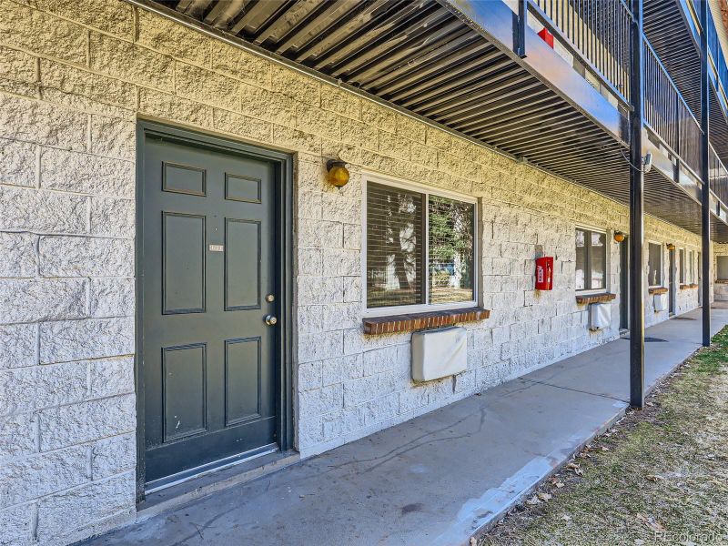 5875 E Iliff Ave #109, Denver, CO 80222