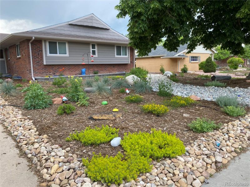443 Oswego St, Aurora, CO 80010