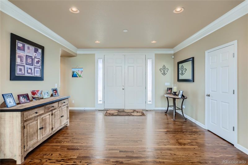 25562 E Indore Dr, Aurora, CO 80016