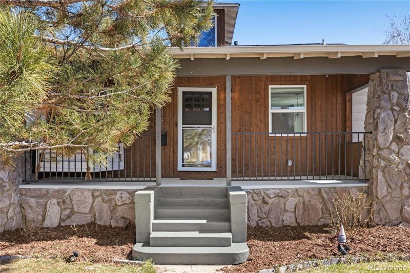 4414 Newton St, Denver, CO 80211