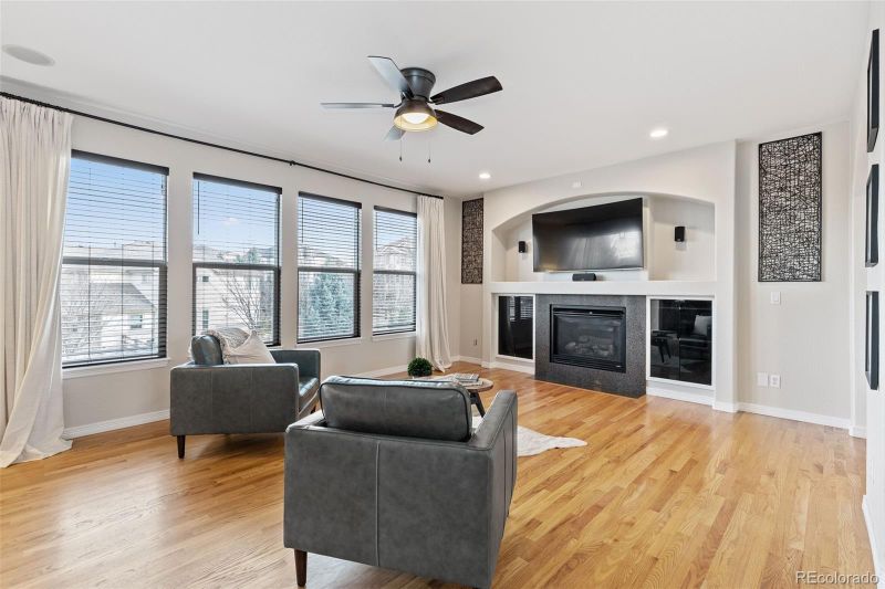 6580 S Ames Ct, Littleton, CO 80123