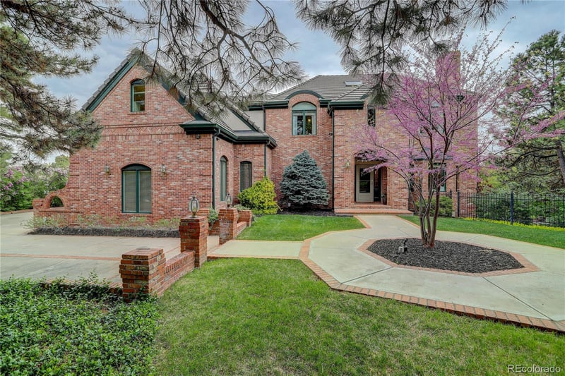 3942 S Chase Way, Denver, CO 80235