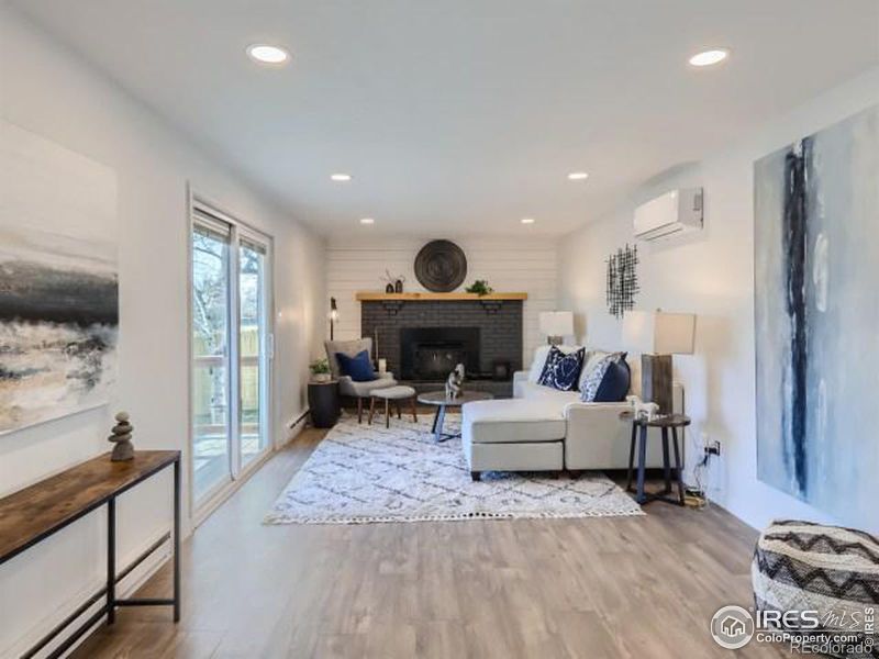 2216 Dunbar Ct, Longmont, CO 80501