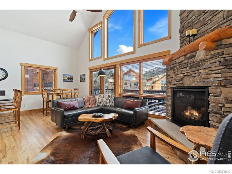 140 Willowstone Dr, Estes Park, CO 80517
