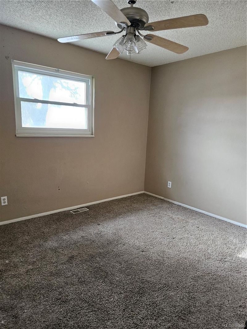 812 S Chestnut St, Elizabeth, CO 80107