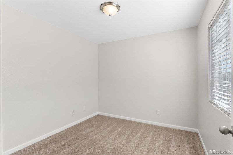 1721 E 11th St, Loveland, CO 80537
