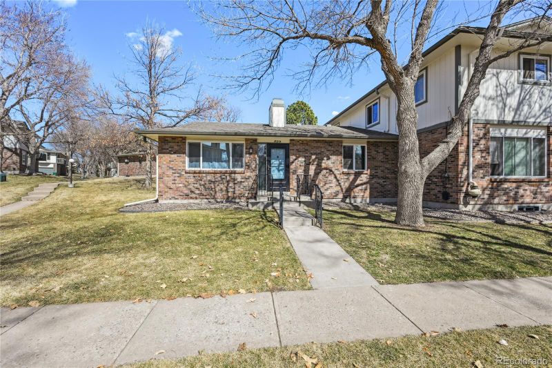 1821 S Allison St #A, Lakewood, CO 80232
