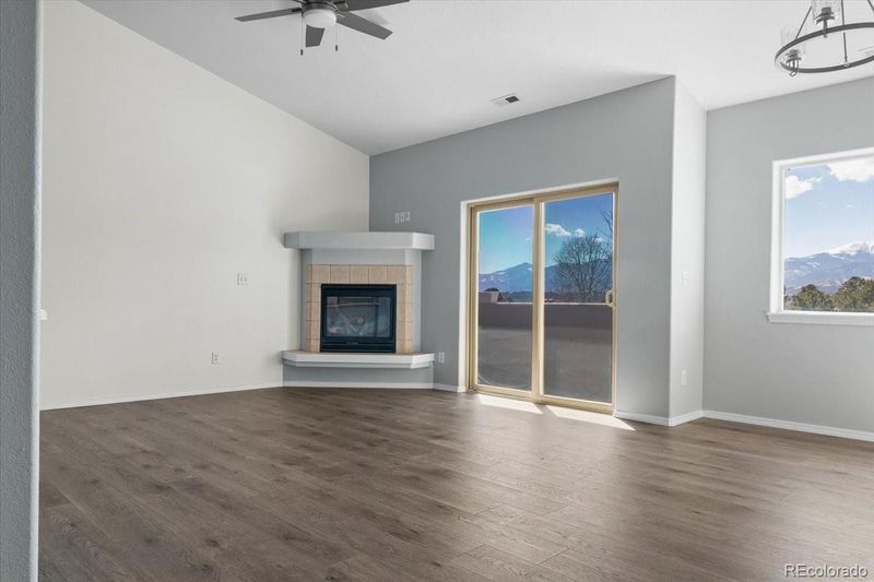 6735 Delmonico Dr #301, Colorado Springs, CO 80919