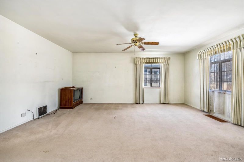 1151 S Steele St, Denver, CO 80210
