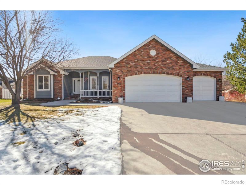 225 N 53rd Ave Pl, Greeley, CO 80634
