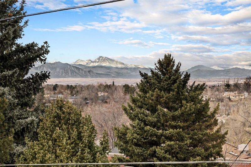 8147 W 71st Pl, Arvada, CO 80004