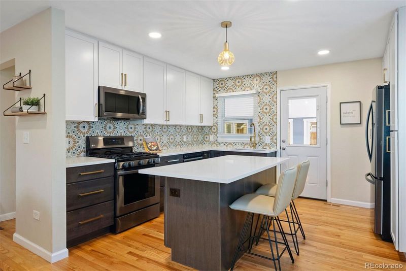 4230 S Pearl St, Englewood, CO 80113
