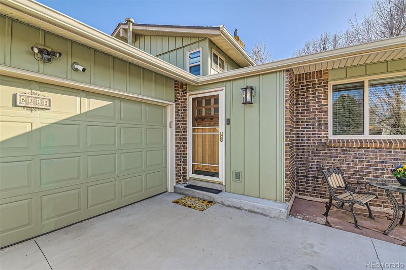 6313 S Dexter St, Centennial, CO 80121