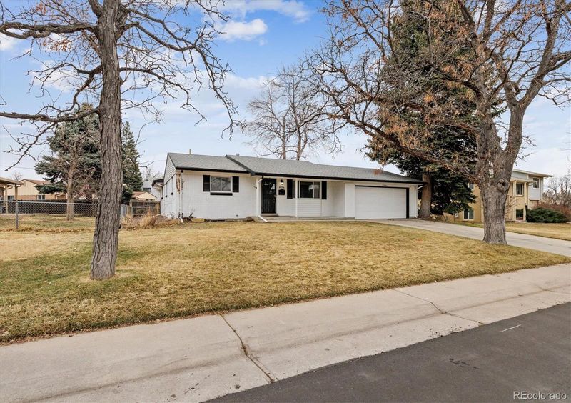 11586 E Virginia Pl, Aurora, CO 80012