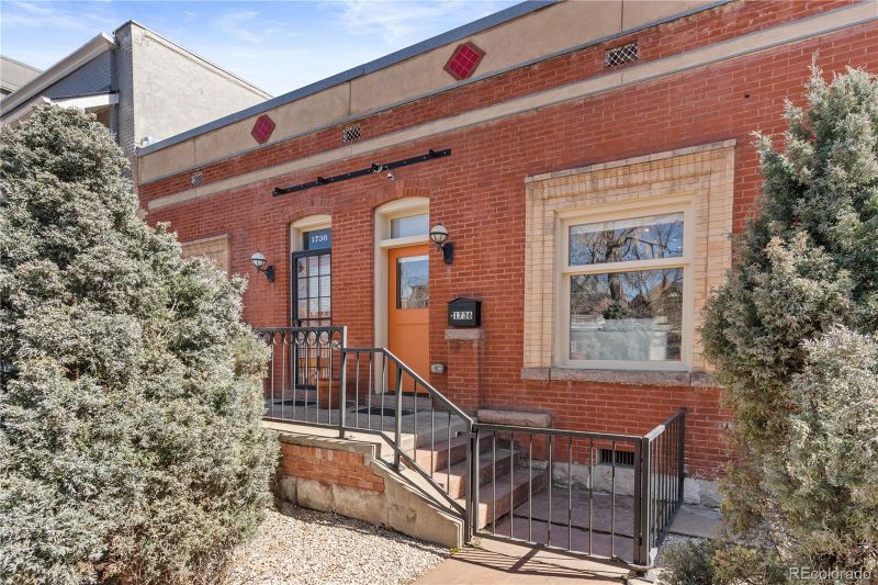 1736 N Clarkson St, Denver, CO 80218