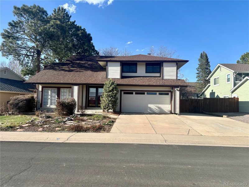 18039 E Berry Dr, Centennial, CO 80015
