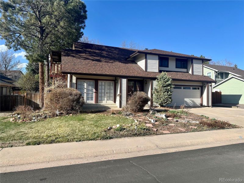 18039 E Berry Dr, Centennial, CO 80015