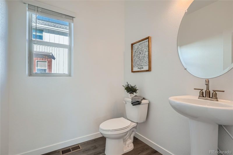 15284 W 69th Ave, Arvada, CO 80007