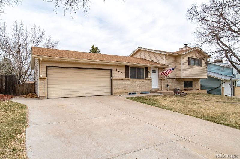 444 Neptune Ct, Lone Tree, CO 80124