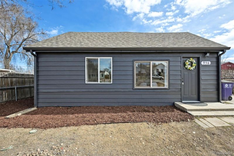 956 S Patton Ct, Denver, CO 80219