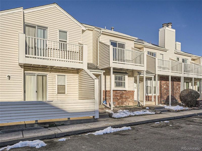 17296 E Ford Dr, Aurora, CO 80017