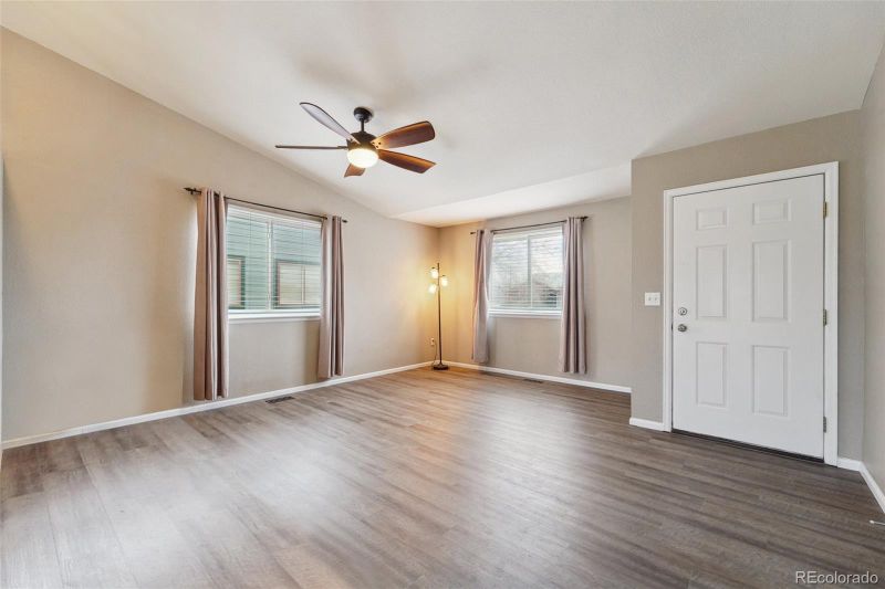 875 S Lilac St, Milliken, CO 80543