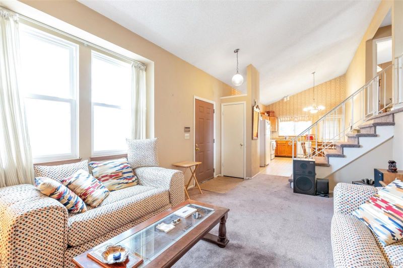 5332 S Ventura Ct, Centennial, CO 80015