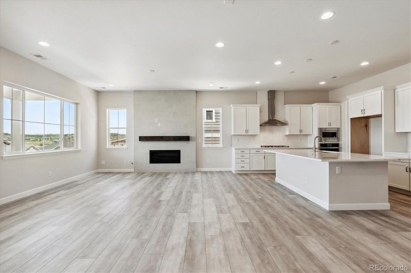 1333 Melting Snow Way, Castle Rock, CO 80109