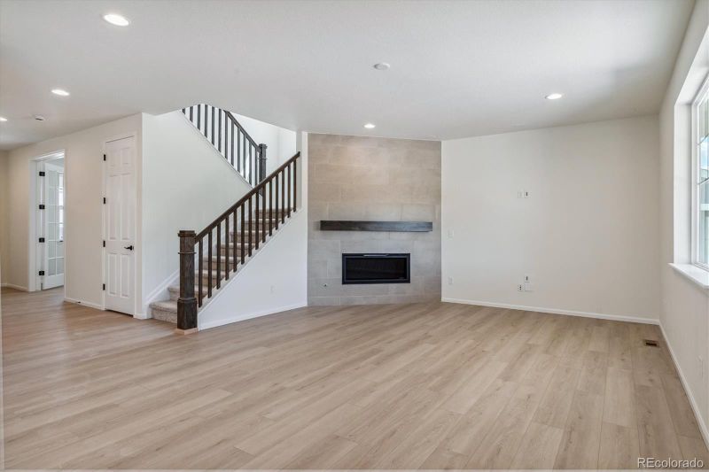 613 Penn Rd, Elizabeth, CO 80107