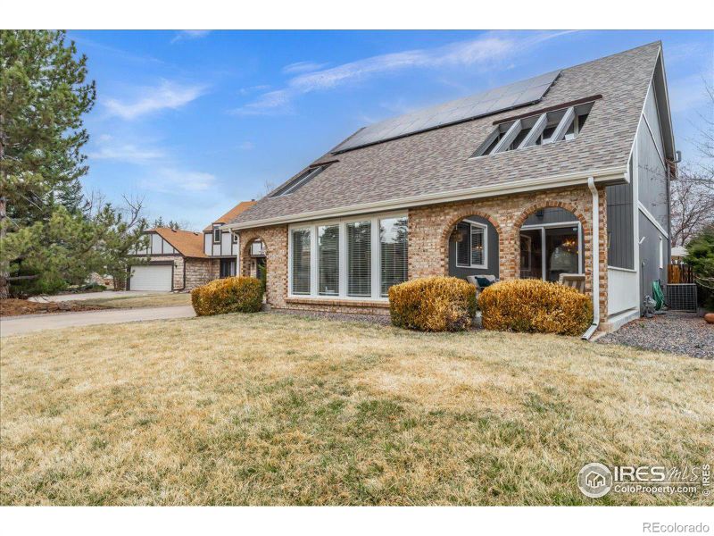 495 Birch St, Broomfield, CO 80020