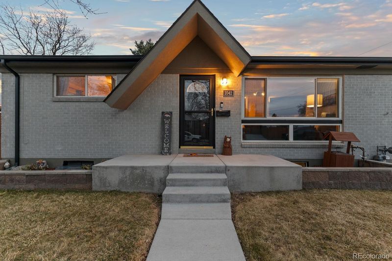 1042 Leroy Dr, Northglenn, CO 80233