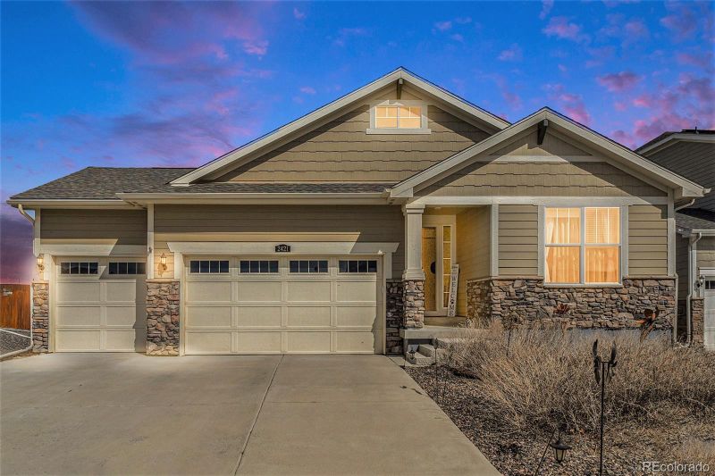 2421 E 163rd Pl, Thornton, CO 80602