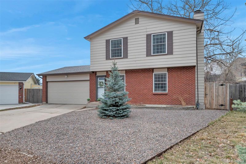 10372 Owens Cir, Westminster, CO 80021