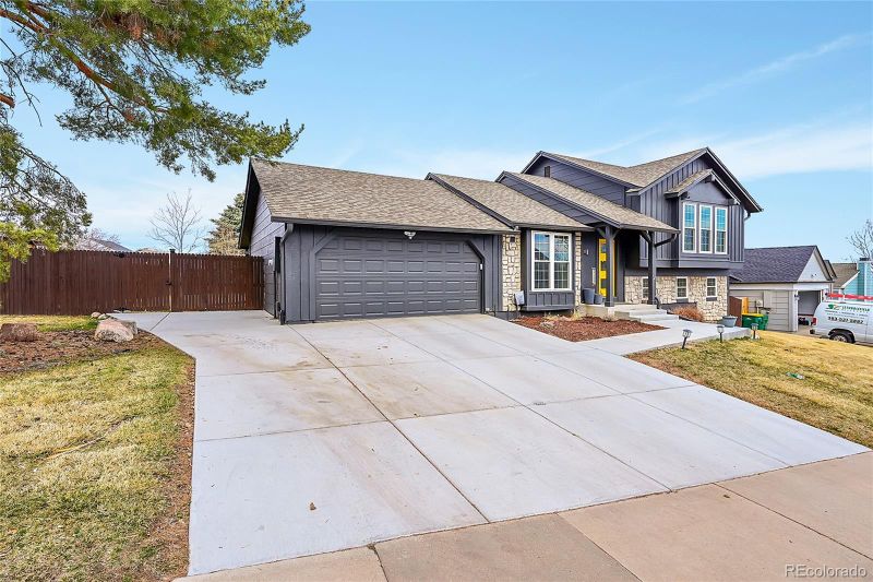 21265 E Ida Ave, Centennial, CO 80015