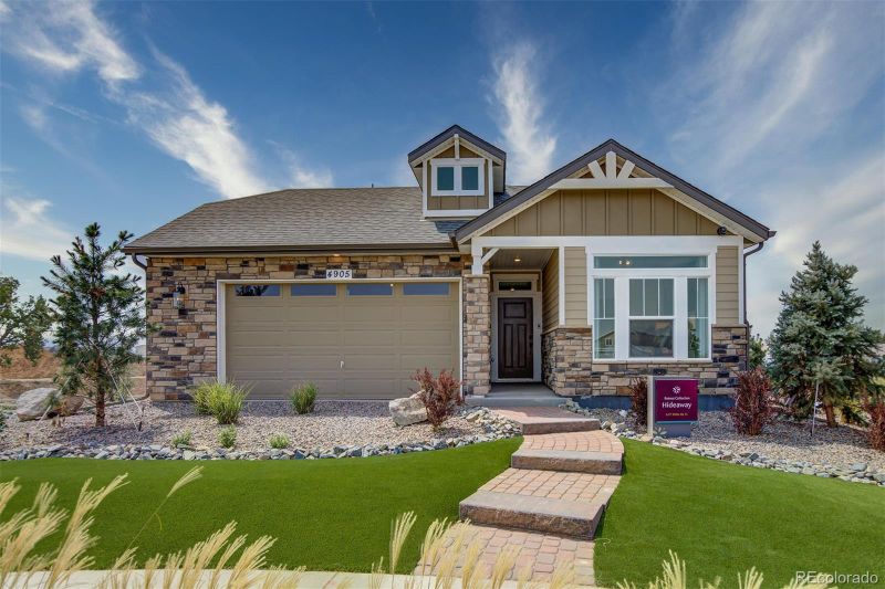 4905 N Picadilly Ct, Aurora, CO 80019