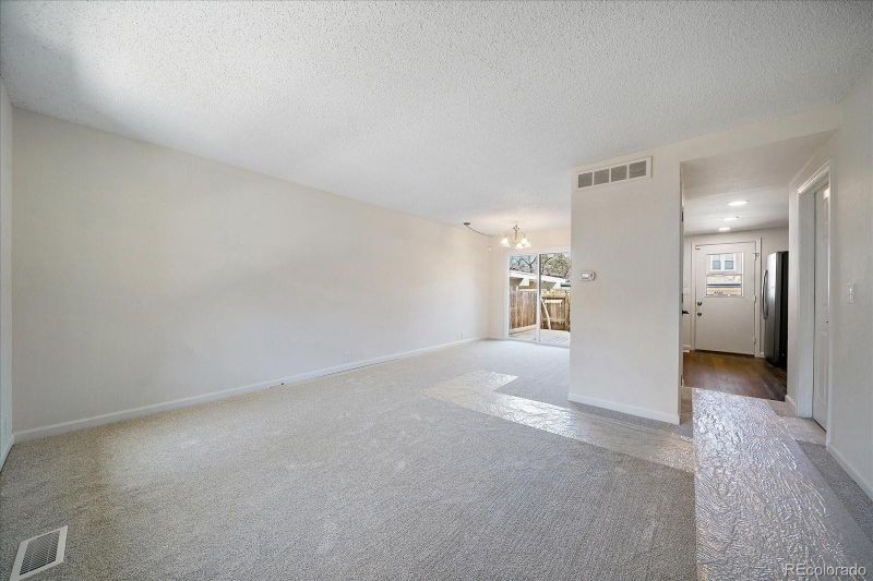 8754 E Roundtree Ave, Greenwood Village, CO 80111