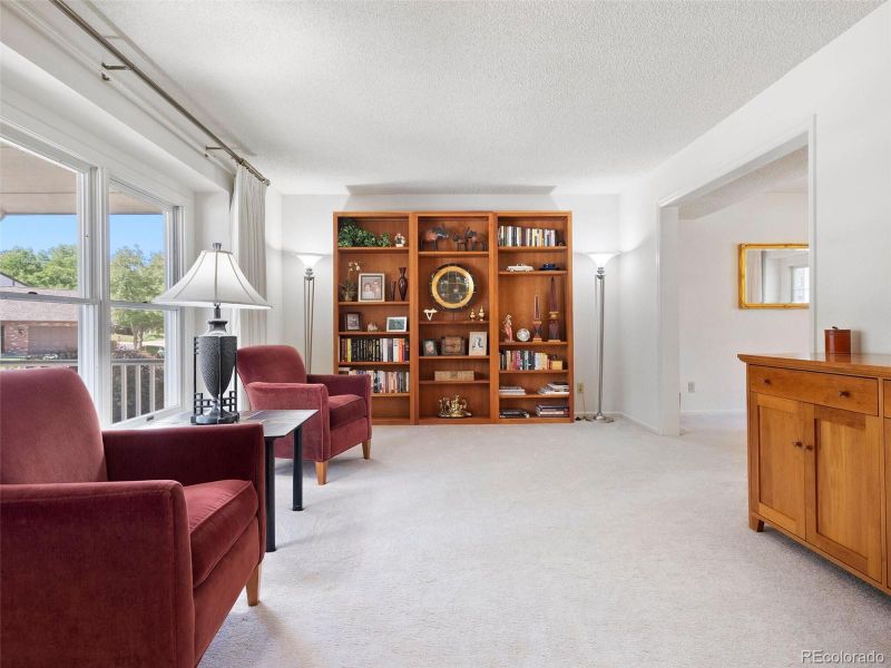 9831 E Pinewood Ave, Englewood, CO 80111
