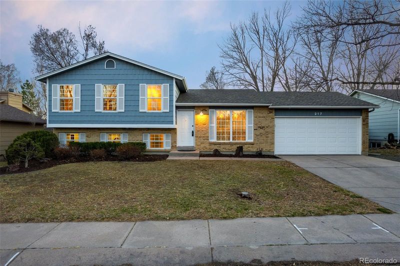 217 Saddlemountain Rd, Colorado Springs, CO 80919