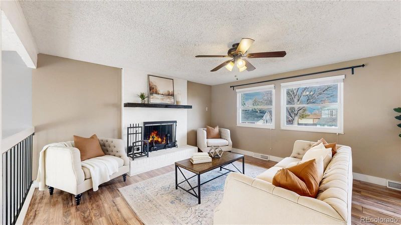 8649 W 75th Pl, Arvada, CO 80005