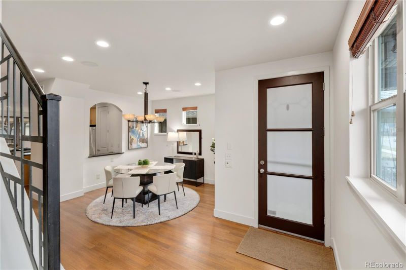 842 S Clarkson St, Denver, CO 80209