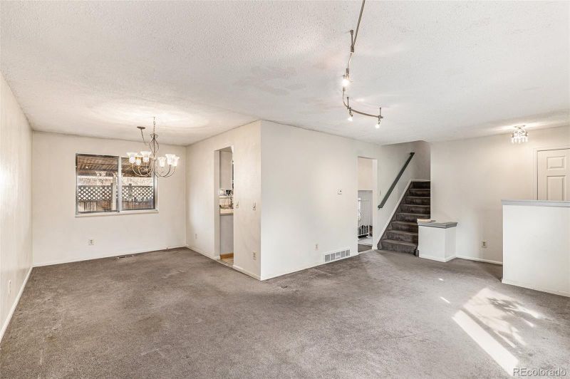 3005 S Cathay Cir, Aurora, CO 80013