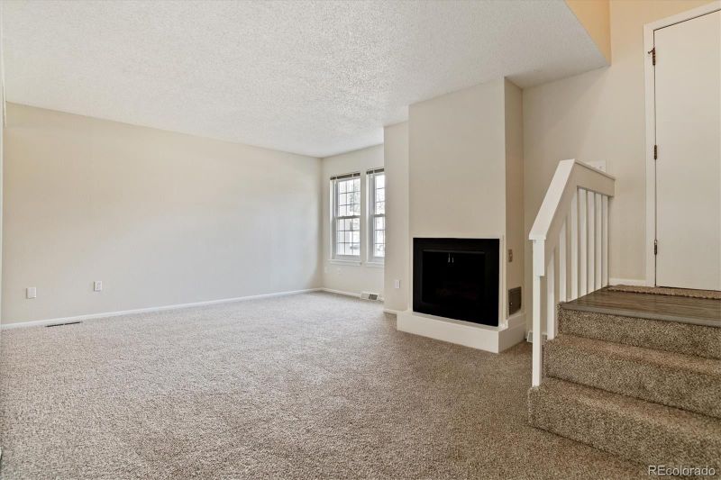 13033 E Linvale Pl, Aurora, CO 80014
