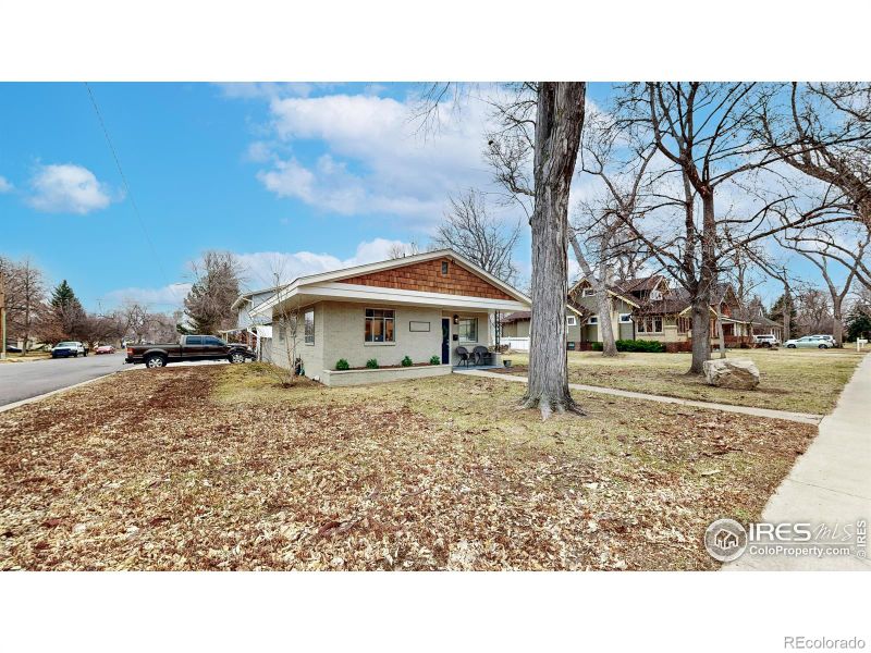 646 7th St, Berthoud, CO 80513